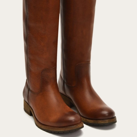 Frye Shoes | Melissa Button Lug Tall 